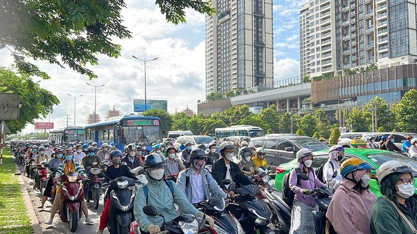 市交通運輸廳提出兩個限制客車進入市中心的方案。