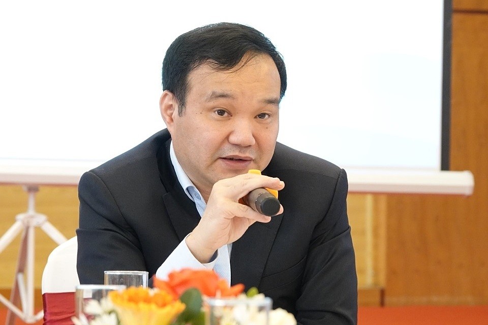 革除價格管理局長黨內職務