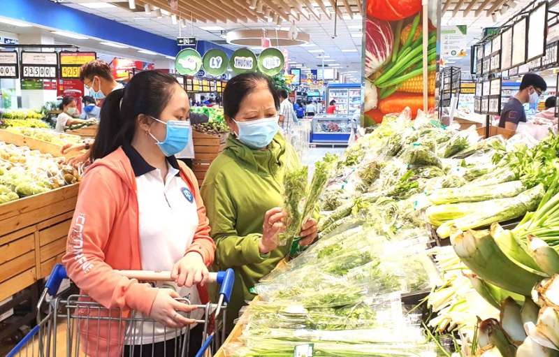 儘管油價已調降,但多種商品價格仍高居不下。