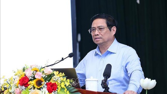 試行成立專為本市紓困的工作小組