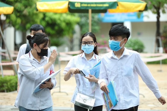 教育與培訓部考生輔助系統記取,全國共有逾94萬1700名考生登記審錄。