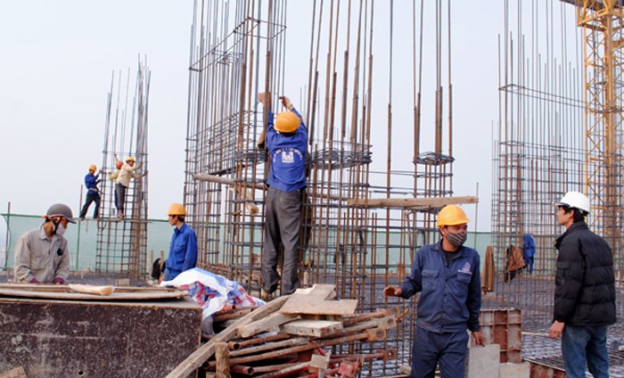 建設與建築勞工缺乏。