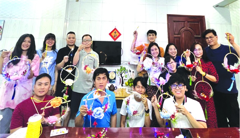 中秋節活動豐富多彩 ảnh 4 中秋節活動豐富多彩 ảnh 4