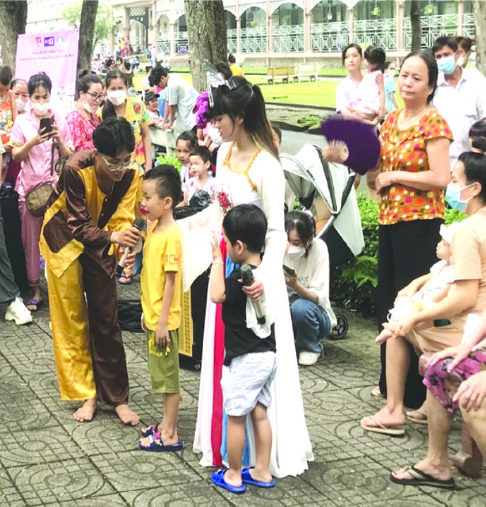中秋節活動豐富多彩 ảnh 3 中秋節活動豐富多彩 ảnh 3