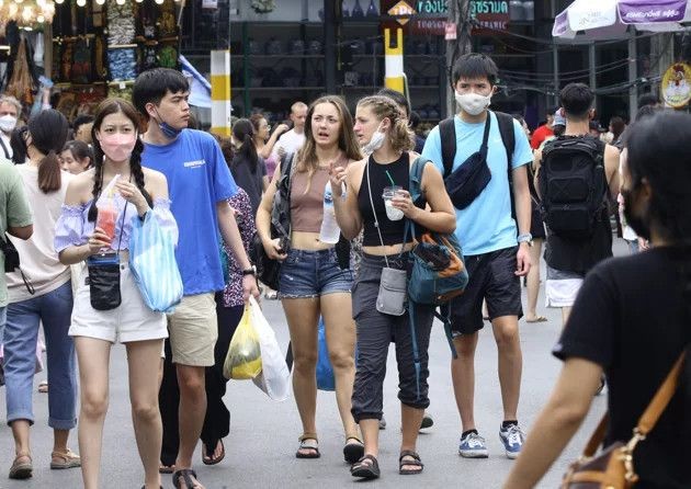 泰國10月1日起全面解禁,入境旅客不需再提供疫苗或篩檢證明。(圖:歐新社)