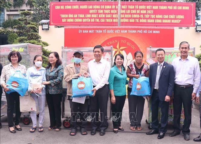 “關照窮人與孤兒”行動高峰月