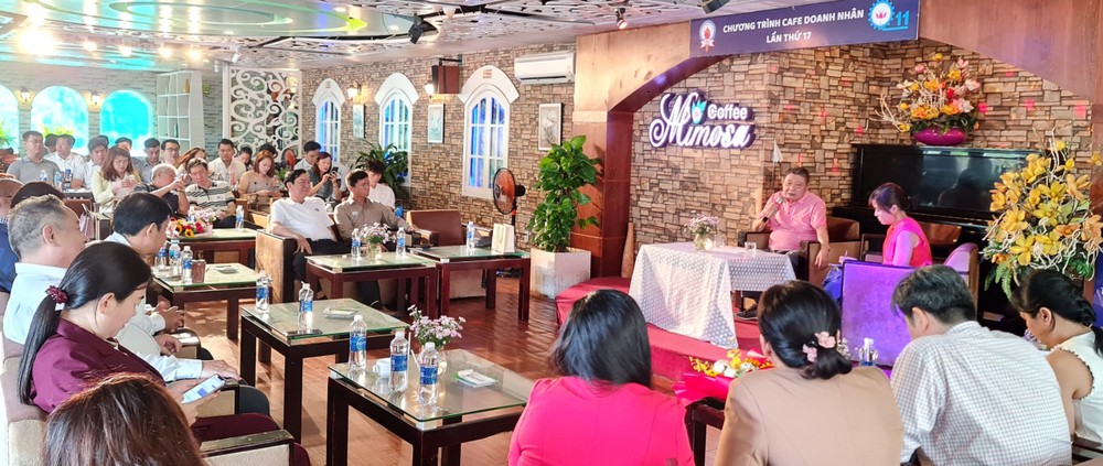 第十一郡企业家咖啡聚会一隅。 第十一郡企业家咖啡聚会一隅。