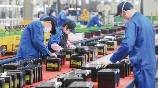 今年前7个月外国直接投资资金同比增长4.5%。