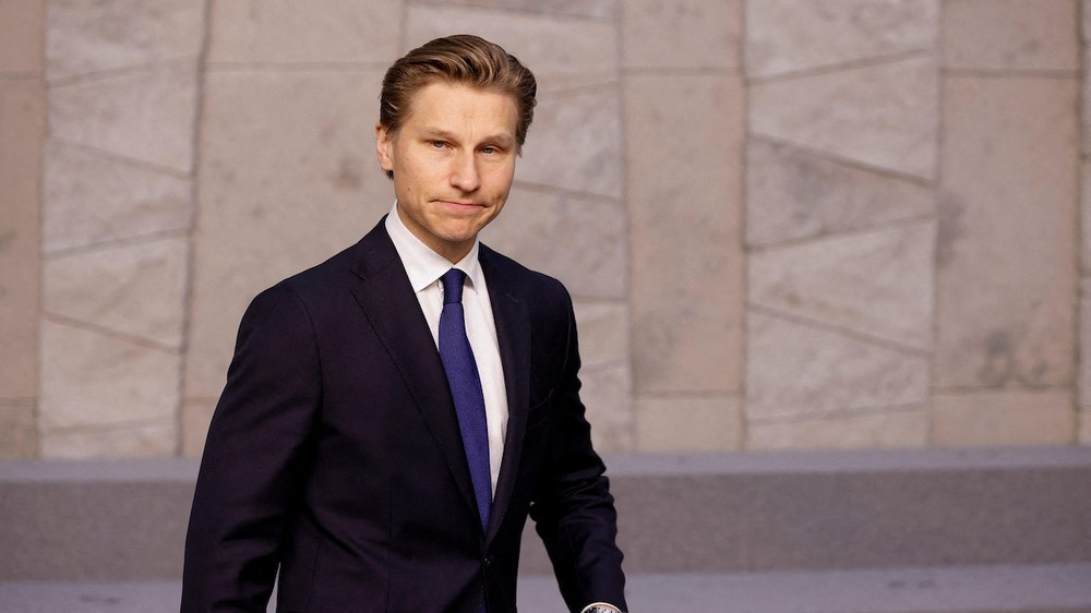 芬蘭政府將與美國簽署防務合作協議，並開放15個區域供美國使用。