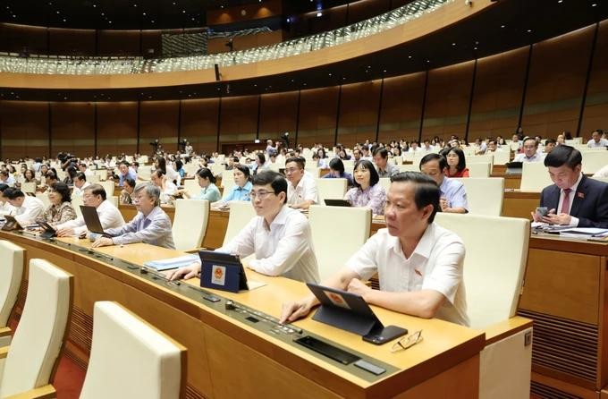 国会争论《未成年人司法法》草案