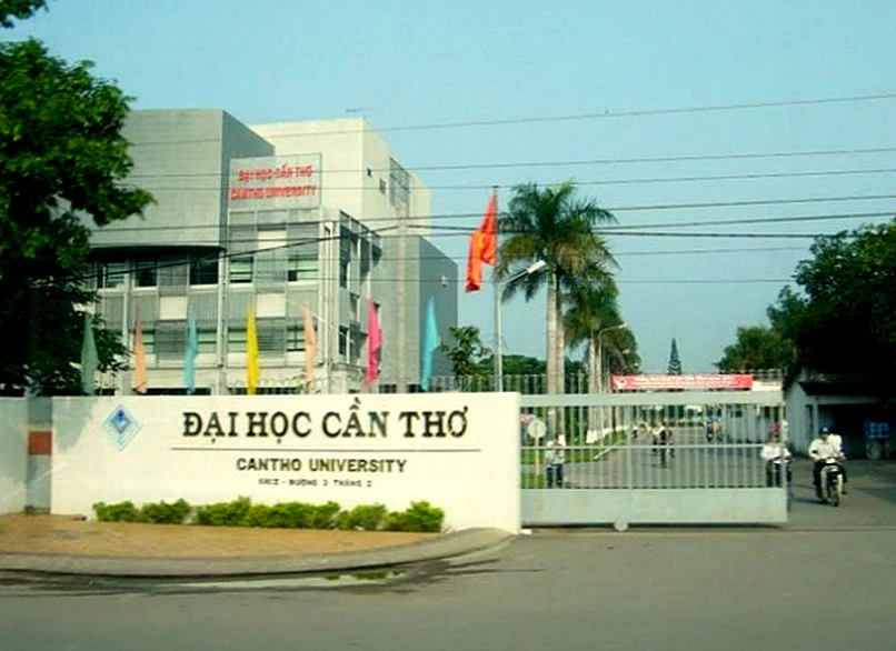 Trường Đại học Cần Thơ công bố điểm sàn. Ảnh: TUẤN QUANG