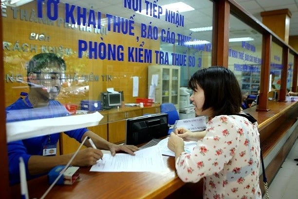 Thu ngân sách 10 tháng từ thuế vượt dự toán cả năm ảnh 1 Thu ngân sách 10 tháng từ thuế vượt dự toán cả năm ảnh 1