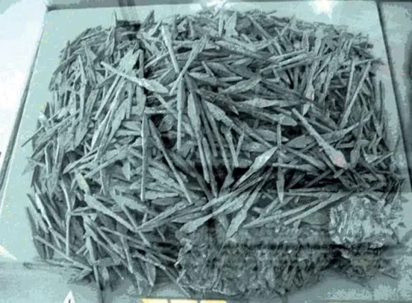 Đống mũi tên đồng Cổ Loa trong bảo tàng lịch sử 2.300 năm trước có thể nạp thay cho các flechette ngày nay trong hệ thống vũ khí sử dụng nguyên lý mũi tên rơi flechette diệt bộ binh Đống mũi tên đồng Cổ Loa trong bảo tàng lịch sử 2.300 năm trước có thể nạp thay cho các flechette ngày nay trong hệ thống vũ khí sử dụng nguyên lý mũi tên rơi flechette diệt bộ binh