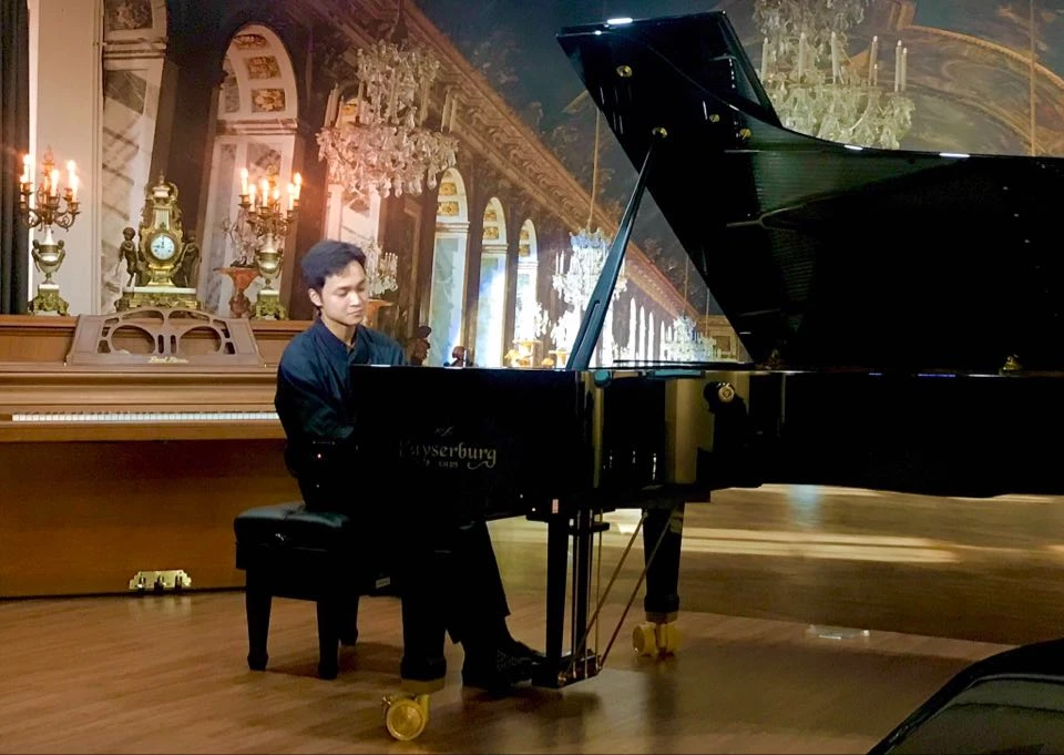Đặc sắc đêm hoà nhạc “Young talent & Kayserburg piano concert“ ảnh 3 Đặc sắc đêm hoà nhạc “Young talent & Kayserburg piano concert“ ảnh 3