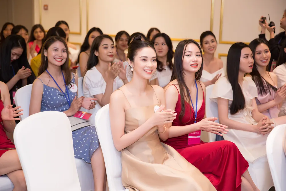 Dàn thí sinh 2000 lọt vào Bán kết Hoa Hậu Việt Nam 2020 ảnh 5 Dàn thí sinh 2000 lọt vào Bán kết Hoa Hậu Việt Nam 2020 ảnh 5