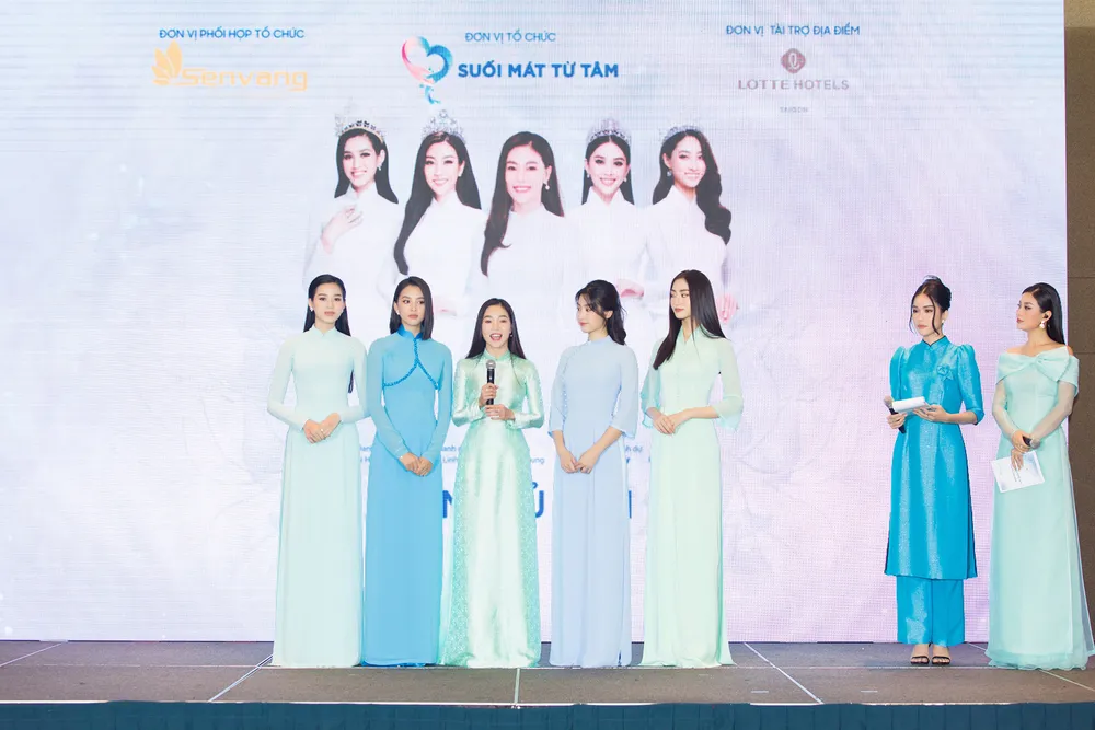 CLB Suối mát từ tâm tổ chức thăm khám bệnh miễn phí cho công nhân ảnh 7 CLB Suối mát từ tâm tổ chức thăm khám bệnh miễn phí cho công nhân ảnh 7