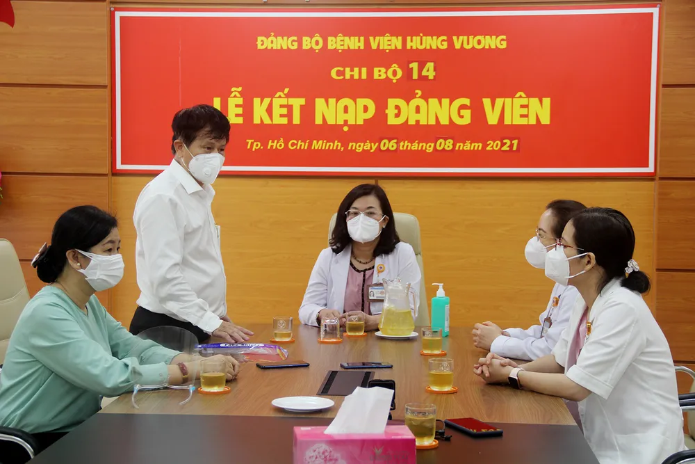 42 cơ quan báo chí hỗ trợ y bác sĩ tuyến đầu chống dịch tại TPHCM ảnh 3 42 cơ quan báo chí hỗ trợ y bác sĩ tuyến đầu chống dịch tại TPHCM ảnh 3