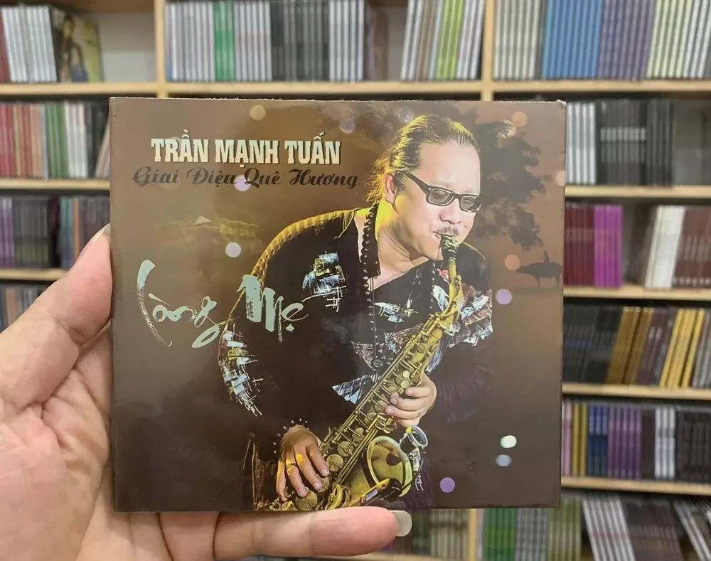 Nghệ sĩ saxophone Trần Mạnh Tuấn bị đột quỵ ảnh 3 Nghệ sĩ saxophone Trần Mạnh Tuấn bị đột quỵ ảnh 3