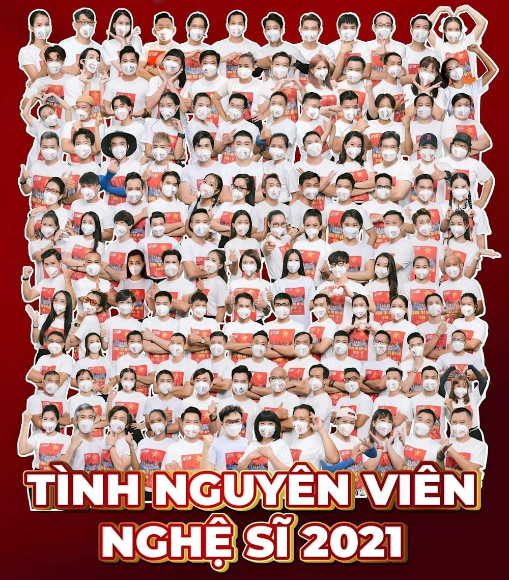 Hơn 100 nghệ sĩ hát tri ân lực lượng tuyến đầu và tình nguyện viên ảnh 15 Hơn 100 nghệ sĩ hát tri ân lực lượng tuyến đầu và tình nguyện viên ảnh 15
