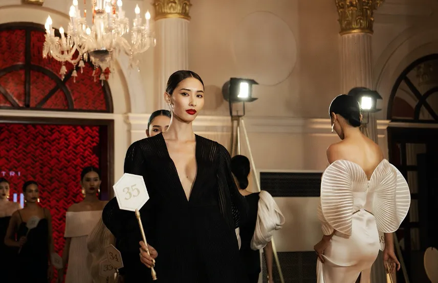 NTK Công Trí trình làng Bộ sưu tập Xuân Hè 2022 tại TPHCM ảnh 10 NTK Công Trí trình làng Bộ sưu tập Xuân Hè 2022 tại TPHCM ảnh 10