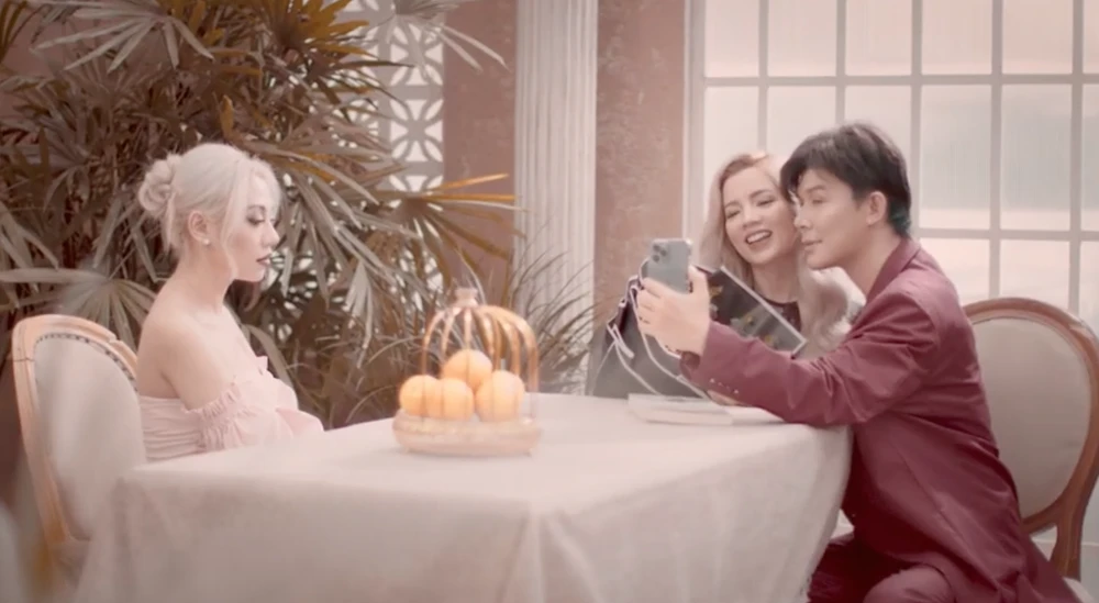 Nathan Lee ra mắt MV “Yêu thương quay về” ảnh 3 Nathan Lee ra mắt MV “Yêu thương quay về” ảnh 3