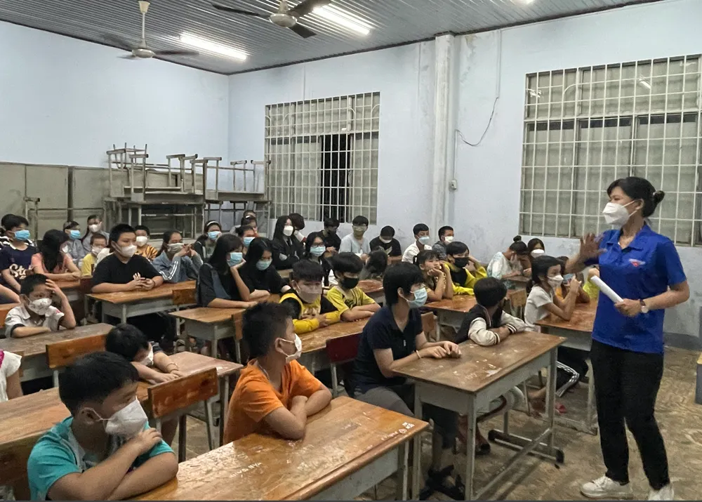 “Lớp học yêu thương” đến ​với 289 thiếu nhi có hoàn cảnh khó khăn ảnh 9