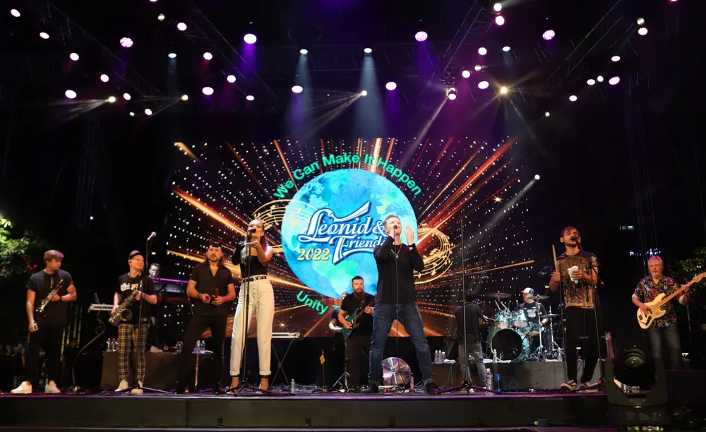 Chủ nhân 12 giải Grammy Babyface song ca bùng nổ cùng “O sen” Ngọc Mai ảnh 18