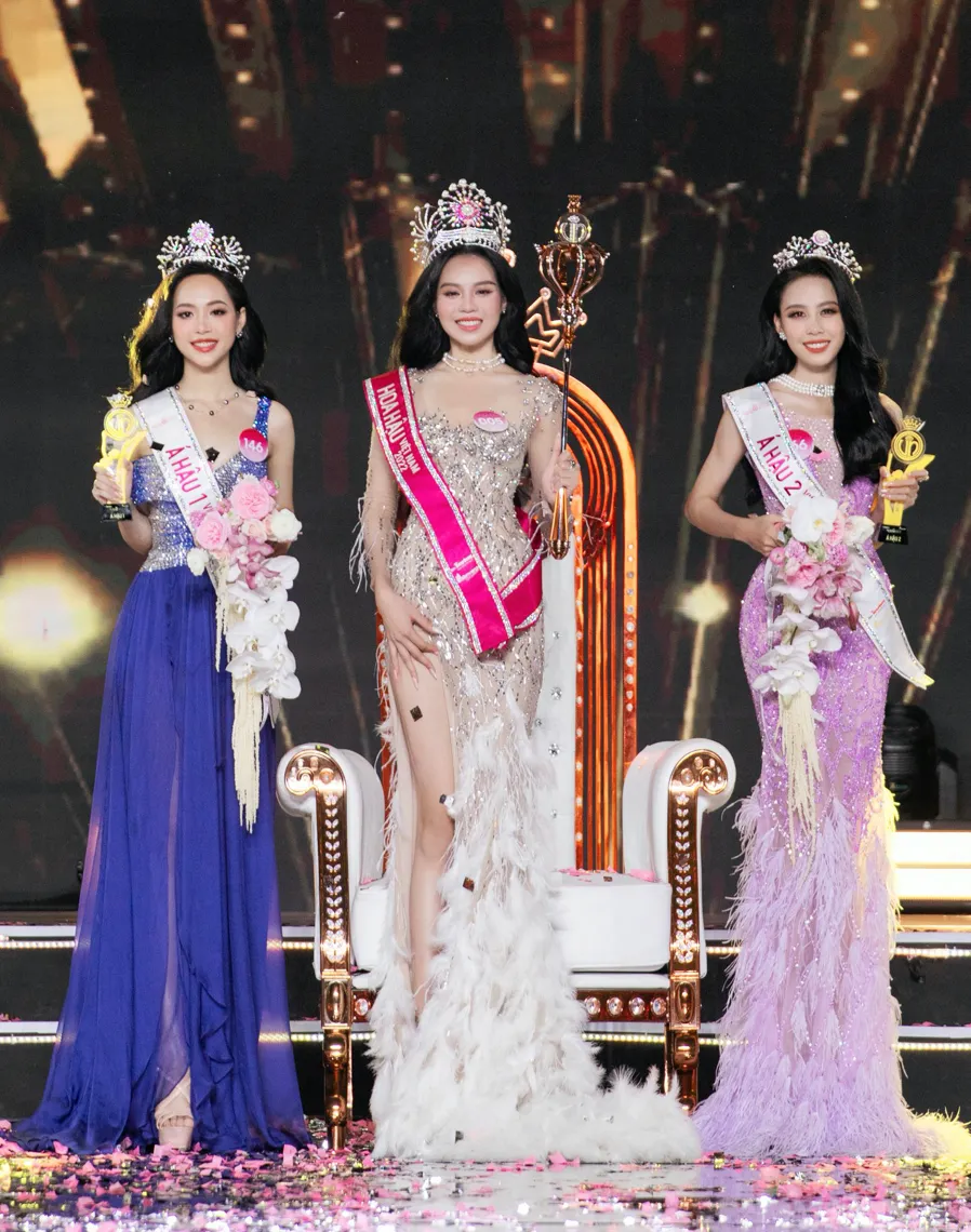 Top 3 Hoa hậu Việt Nam 2022 Top 3 Hoa hậu Việt Nam 2022