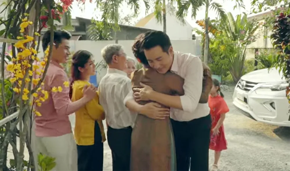 Ca sĩ Nguyễn Phi Hùng chia sẻ, khoảnh khắc đoàn viên bên gia đình thân thương là điều hạnh phúc nhất trong thời điểm này (Ảnh minh họa) Ca sĩ Nguyễn Phi Hùng chia sẻ, khoảnh khắc đoàn viên bên gia đình thân thương là điều hạnh phúc nhất trong thời điểm này (Ảnh minh họa)