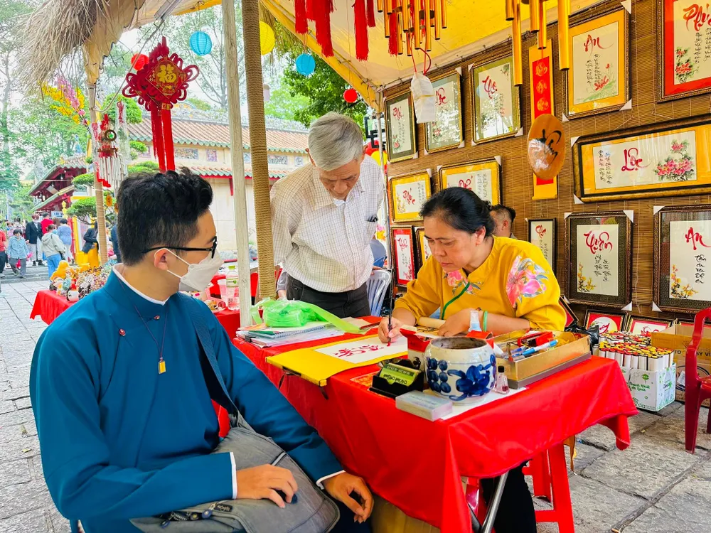 Xin chữ đầu năm