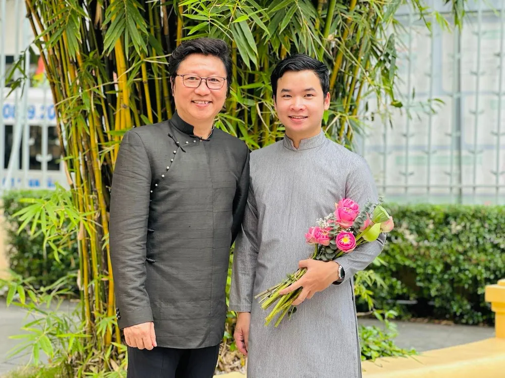 2 NTK Sĩ Hoàng - Vũ Huy 2 NTK Sĩ Hoàng - Vũ Huy