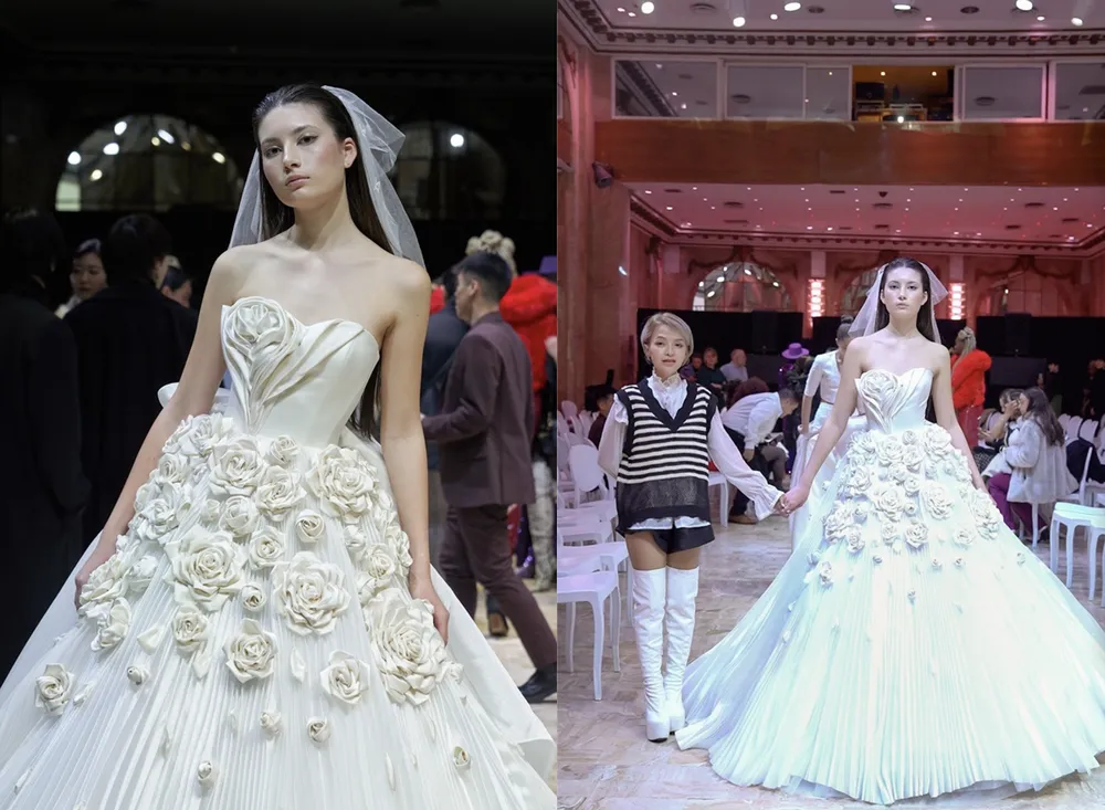 Bộ váy hoa hồng lấy cảm hứng từ hoa hồng pháp. NTK cho biết tạo hình hoa hồng từ chất liệu lãnh rất khó, và giữ được phom váy lãnh và organza dập ly để vận chuyển qua Pháp lại càng khó hơn Bộ váy hoa hồng lấy cảm hứng từ hoa hồng pháp. NTK cho biết tạo hình hoa hồng từ chất liệu lãnh rất khó, và giữ được phom váy lãnh và organza dập ly để vận chuyển qua Pháp lại càng khó hơn