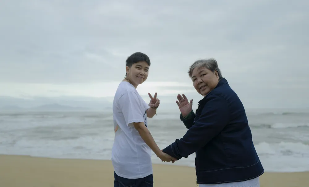 Chị Quỳnh Châu trong "Hành Trình Minh và Ping" Chị Quỳnh Châu trong "Hành Trình Minh và Ping"