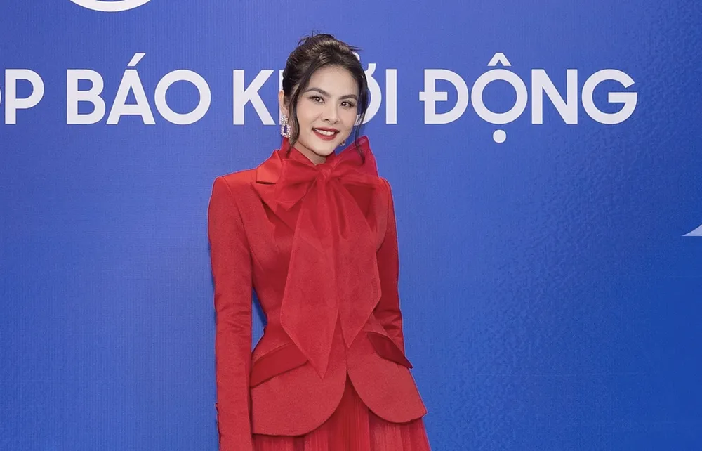 Diễn viên Vân Trang bất ngờ đảm nhận vai trò giám khảo cuộc thi Diễn viên Vân Trang bất ngờ đảm nhận vai trò giám khảo cuộc thi