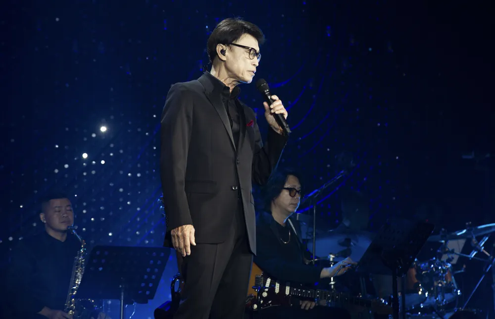 Ca sĩ Tuấn Ngọc Ca sĩ Tuấn Ngọc