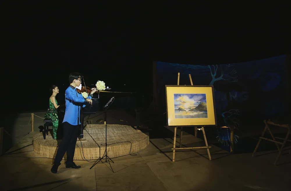 Những bức tranh phác họa cuộc sống Côn Đảo họa sĩ Hải Tre được sáng tác riêng cho dự án &quot;Sự sống&quot;