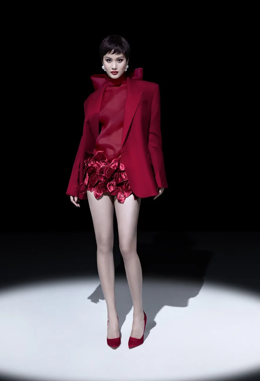 Người mẫu Hương Ly Người mẫu Hương Ly