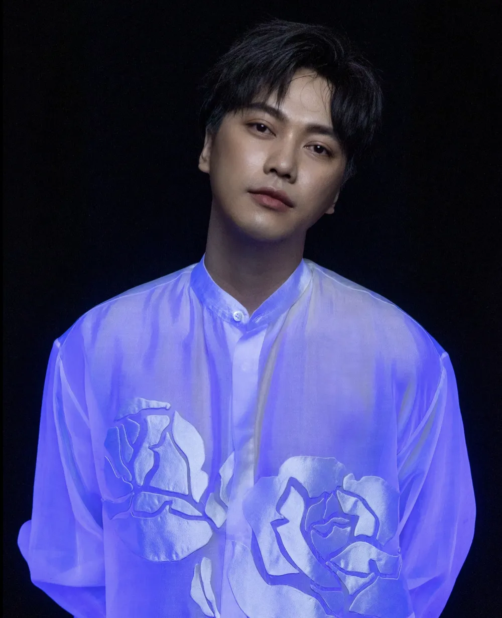 Trần Hùng là nhà thiết kế Việt Nam duy nhất là thành viên của London Fashion Week Trần Hùng là nhà thiết kế Việt Nam duy nhất là thành viên của London Fashion Week