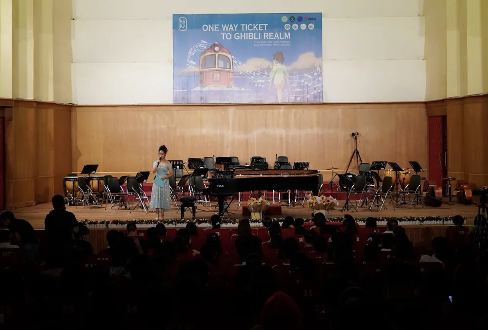 Bella Vũ đảm nhận MC song ngữ buổi hòa nhạc gây quỹ từ thiện One Way Ticket to Ghibli Realm Bella Vũ đảm nhận MC song ngữ buổi hòa nhạc gây quỹ từ thiện One Way Ticket to Ghibli Realm