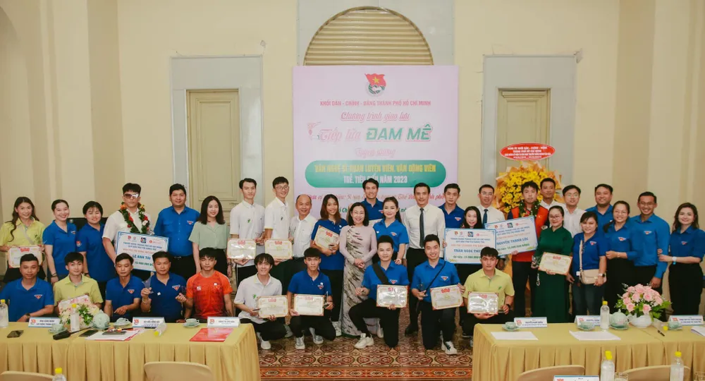 Tuyên dương 45 văn nghệ sĩ, huấn luyện viên, vận động viên trẻ tiêu biểu TPHCM năm 2023