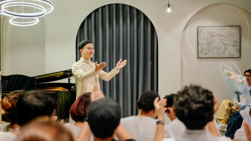 Thế Huy miệt mài lan tỏa tình yêu nhạc cổ điển Thế Huy miệt mài lan tỏa tình yêu nhạc cổ điển