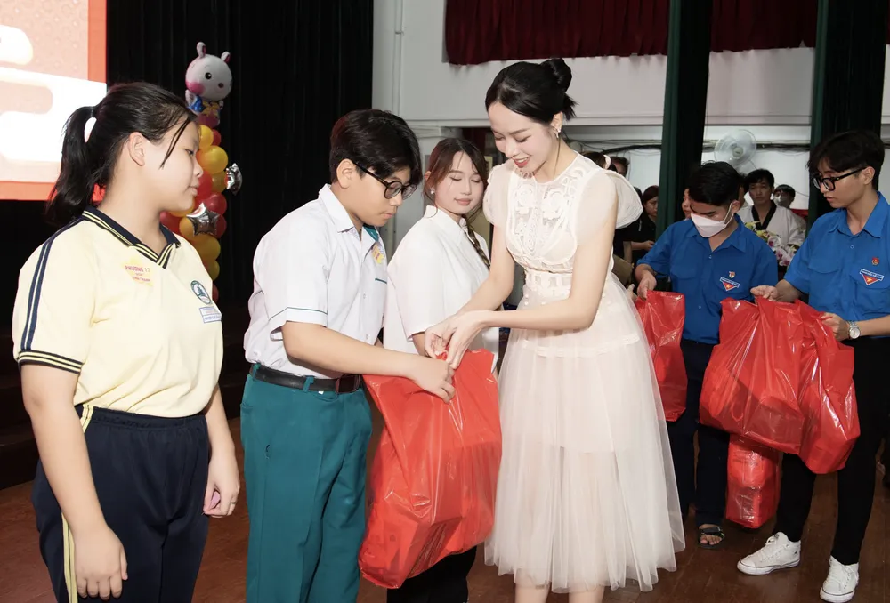 Hoa hậu Thanh Thủy