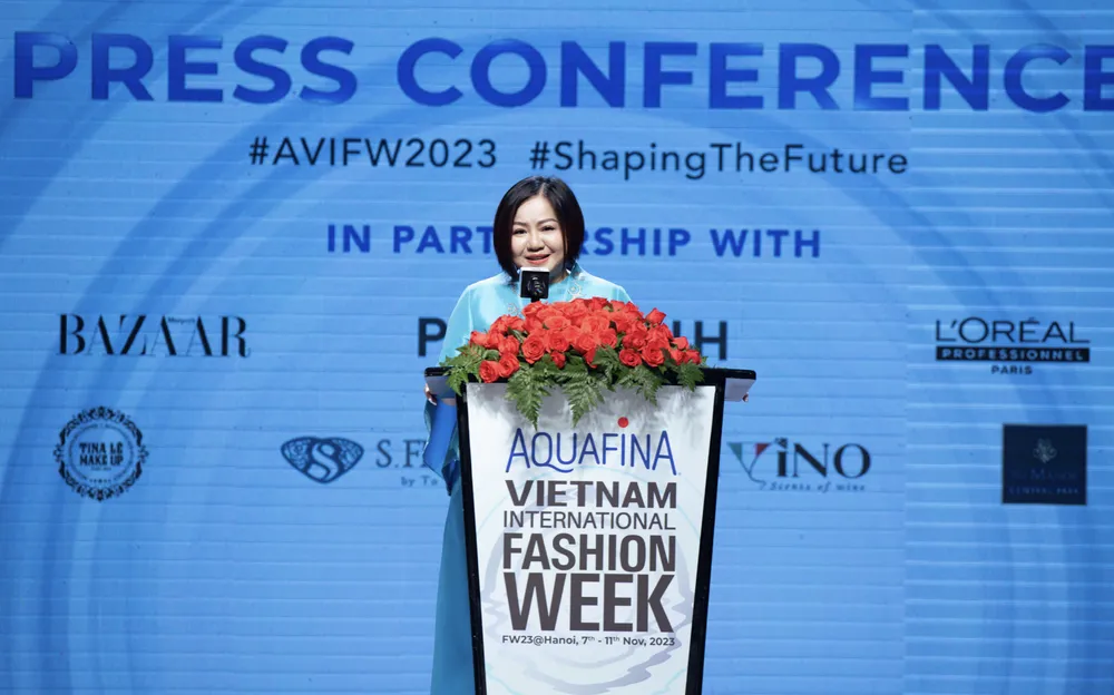 Bà Trang Lê - Chủ tịch Hiệp hội các Nhà thiết kế thời trang Đông Nam Á kiêm Chủ tịch Tuần lễ Thời trang Quốc tế Việt Nam