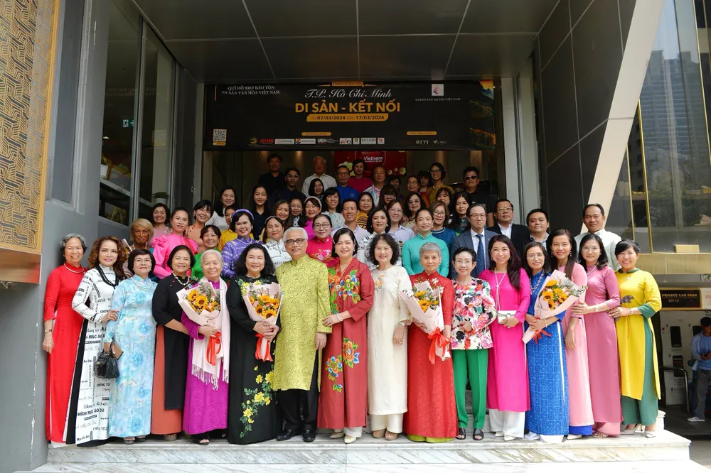 Tuần lễ “TPHCM - Di sản - Kết nối” nhận được sự quan tâm, ủng hộ của nhiều tổ chức, cá nhân yêu văn hóa, đất nước, con người Việt Nam với mong muốn đóng góp hành trình tôn vinh và bảo tồn Di sản Văn hóa Việt Nam z5225924381533-35676bf553a372defa5ccab5029eeeeb-4517.jpg