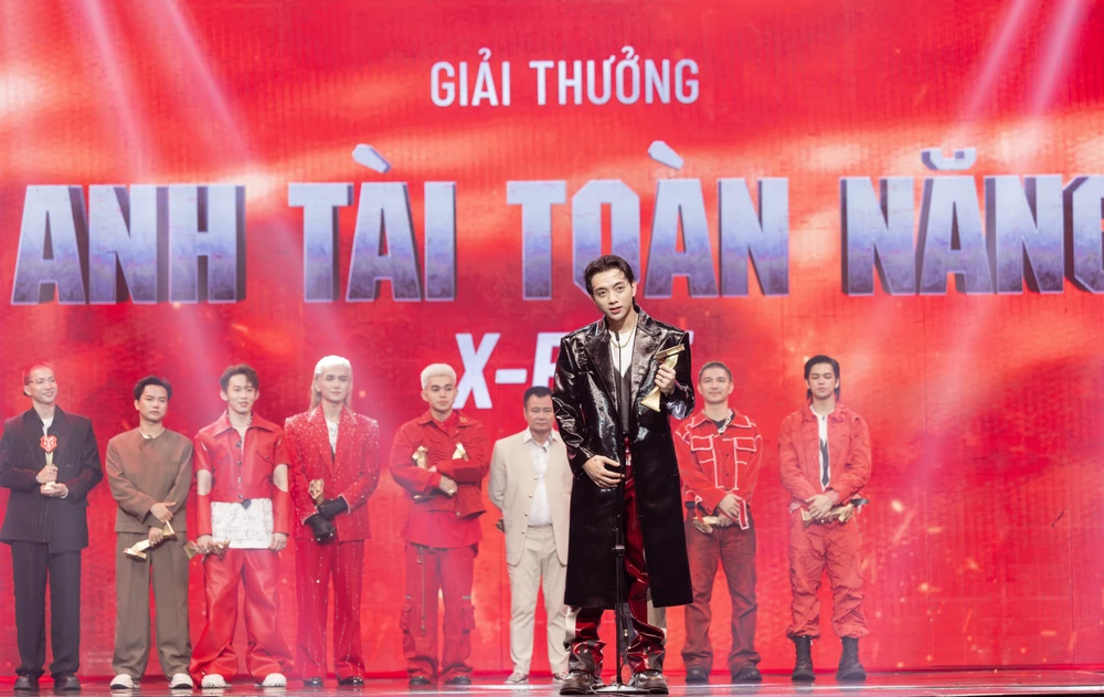 SOOBIN là Anh tài Toàn năng tại chương trình "Anh trai Vượt ngàn Chông gai" anh-chup-man-hinh-2024-10-19-luc-230603-7524.png
