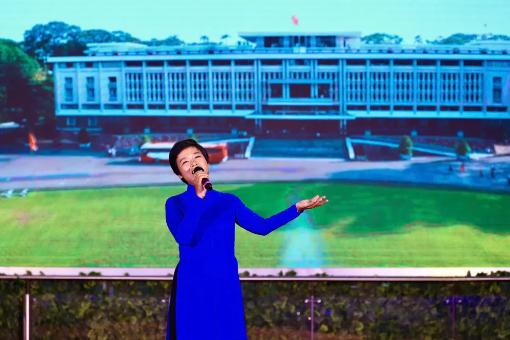 Nhạc sĩ Trần Xuân Mai Trâm 244f9f6fe97e5c20056f.jpg