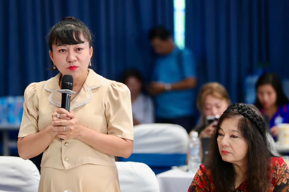 Ms. Nguyen Thi Ngoc Diem, Deputy Head of the Department of Science - Culture - Arts, Propaganda and Mass Mobilization Department of the Ho Chi Minh City Party Committee, spoke. z66902042493293d62132de6d7f7cf184fcab865d1b657-17495322289461975121403.jpg