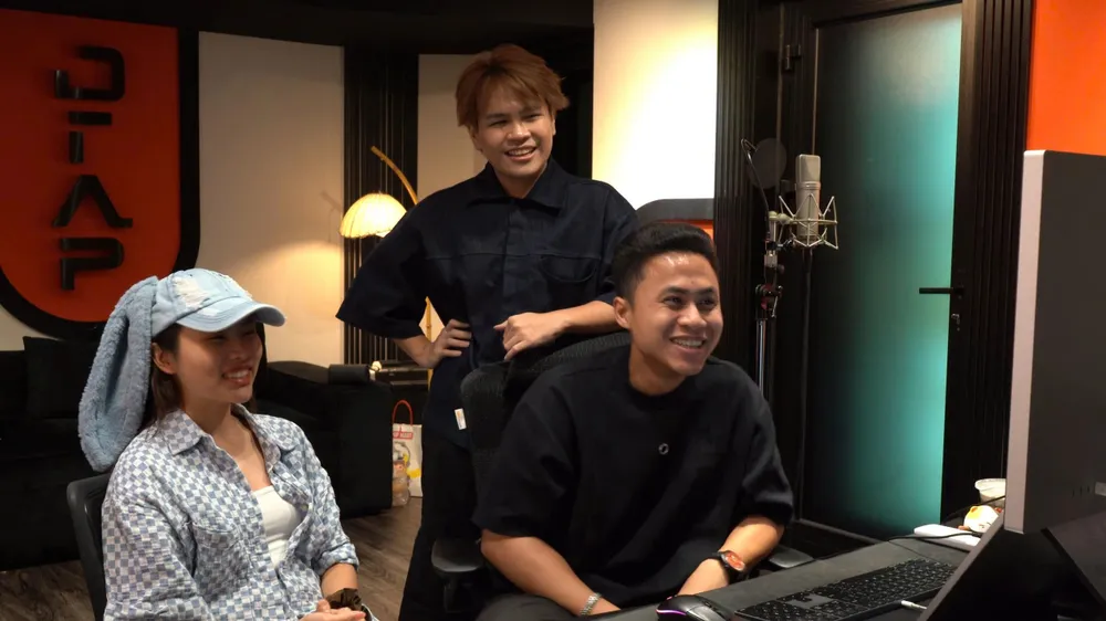 Phương Mỹ Chi, DTAP đang xử lý bản phối của Mashup "Lý Bắc bộ" trước ngày trình diễn z6696918766619_f51704dc943f58ec844f7c4c61203c68.jpg