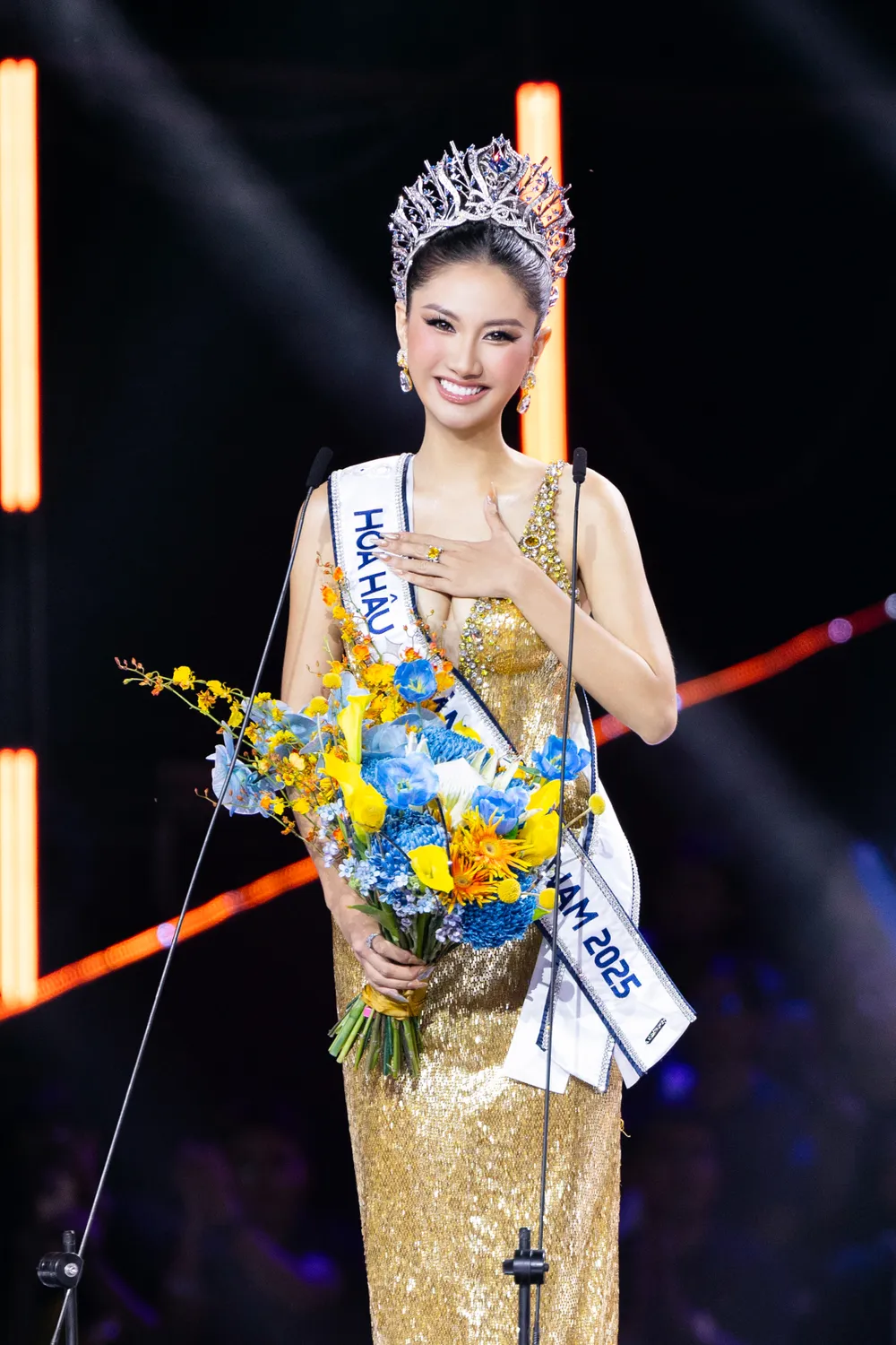 Tân hoa hậu Nguyễn Hoàng Phương Linh 0071MCOVN GF2025 FOTO KIENGCAN .jpg