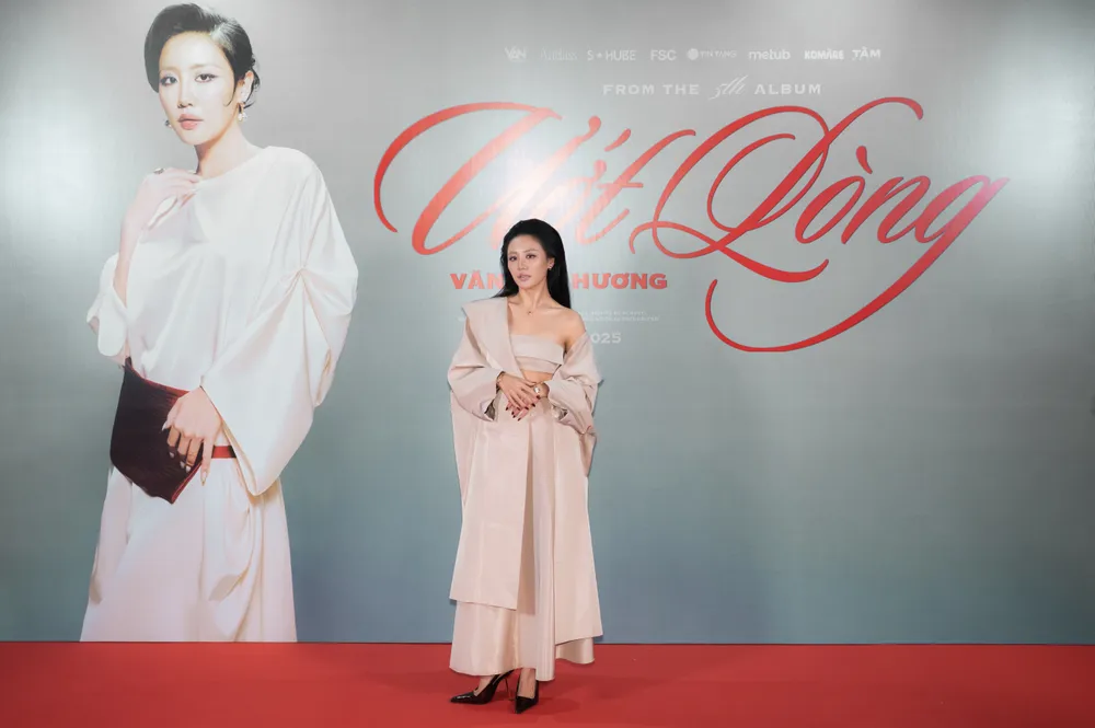 วันไมฮวงในงานเปิดตัวผลิตภัณฑ์ใหม่ EDI_3828.jpg